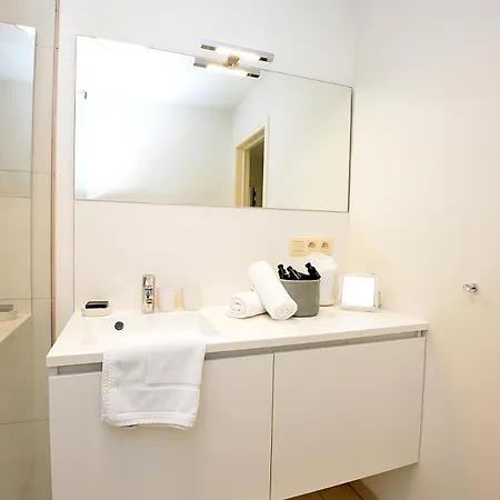 Residentie Rivella Apartment