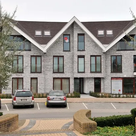 Residentie Rivella Apartment